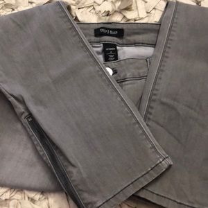 White House Black Market gray zip jeans 7/8